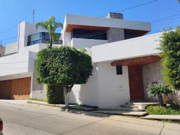 Residencia Exclusiva En Villas Del Campestre
