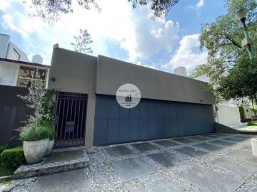 RESIDENCIA EN FUENTES DEL PEDREGAL PARTE BAJA