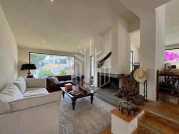 Residencia en Hacienda de Vallescondido con jacuzzi, jardín y 4 recámaras