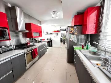RESIDENCIA EN LAS TROJES