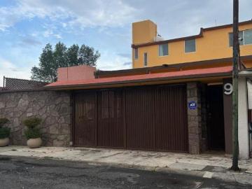 RESIDENCIA EN PASEOS DEL BOSQUE, NAUCALPAN EN VENTA
