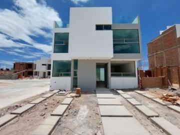 RESIDENCIA EN PRIVADA AL SUR DE PACHUCA 3 NIVELES. ULTIMA UBICACION