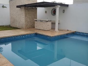 Residencia en Privada Manantiales de Cocoyoles cerca de Plaza La Isla Cabo Norte