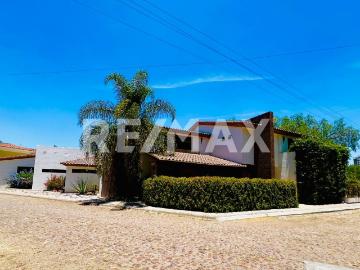 RESIDENCIA EN VENTA AL NORTE