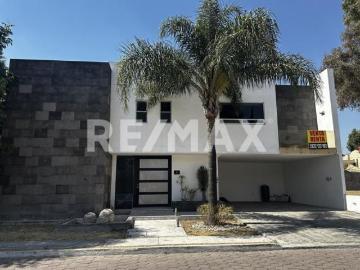 Residencia en Venta en Residencial El Campanario en San Pedro Cholula Pue. 4