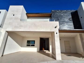 Residencia en venta en Rincón de Alcántara 4 recámras y excelentes acabados