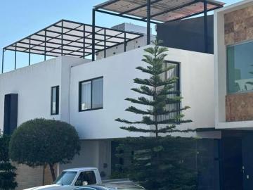 RESIDENCIA EN VENTA EN VALLE IMPERIAL EN COTO IMPERIO SUECO
