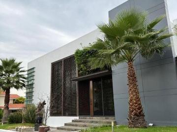 RESIDENCIA EN VENTA FRACC. PONTEVEDRA ZAPOPAN