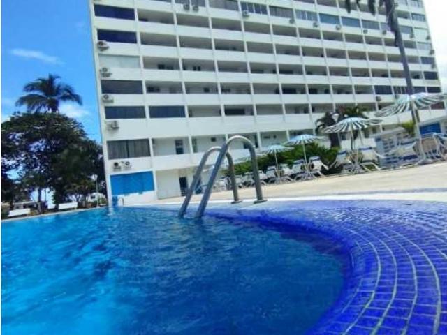RESIDENCIA LAGUNA BEACH, EL CARIBE, EDO. LA GUAIRA