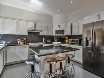Residencia Los Encinos · Frente al Fairway · Club de Golf Los Encinos, Lerma