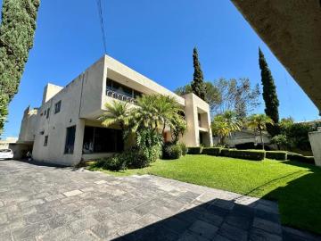 Residencia Santa Isabel Colinas San Javier 1,226mts 5 cuartos precio de terreno