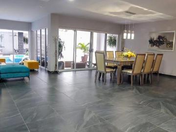 RESIDENCIA SEMINUEVA EN VENTA COL. AMPLIACION CD. MADERO, TAMPS $8,100,000