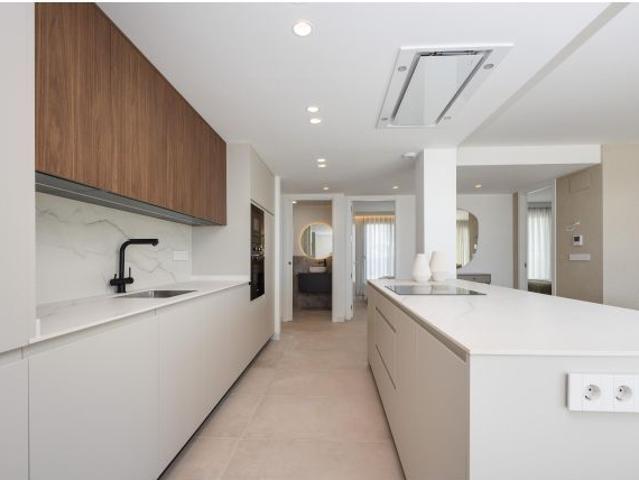 Residencial Terrazas de Alicante en Bonalba – Proyecto de Villas Independientes con Piscina Privada
