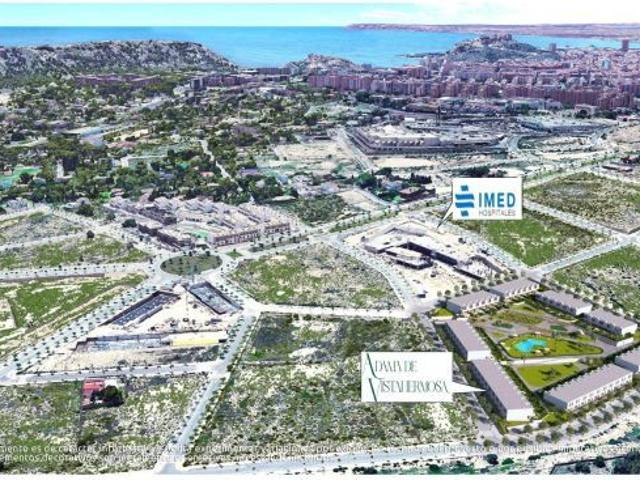 RESIDENCIAL ADOSADOS Y PAREADOS EN VISTAHERMOSA NORTE