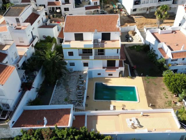 Residencial com 8 Apartamentos T1 e T2 em Albufeira 1m² Albufeira e Olhos de Água