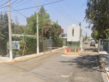 Residencial con jardin en venta en Zavaleta, Puebla
