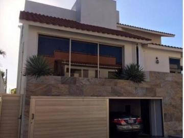 Residencial El Sendero, CASA EN VENTA, 3 recámaras,recámara principal planta baja