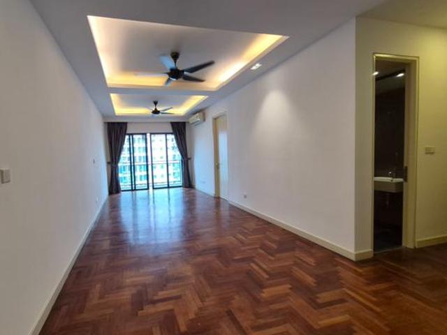 Residency V Condo OKR Partial Furnish 3 Rooms 2 Carparks For Rent