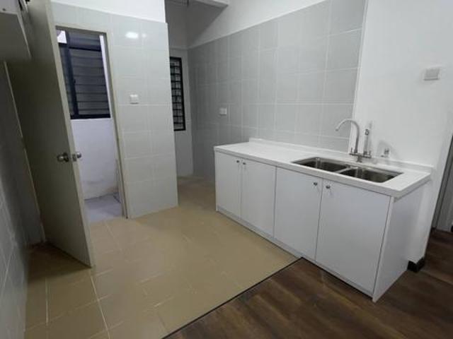 Residensi Anggerik Wira Condo 3R2B 2 Parking