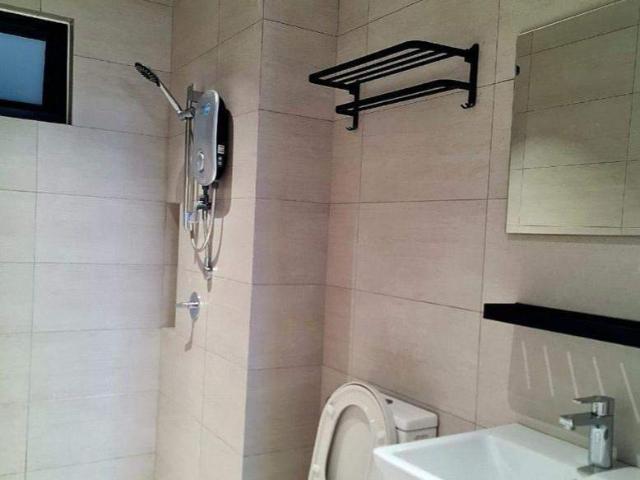 [Residensi AVA] New FurnishedFemale Unit Middle RoomFree shuttle bus to Jinjang MRT