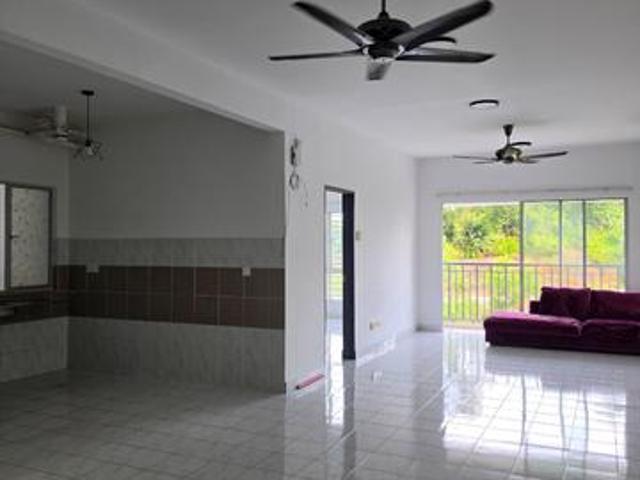 Residensi Hijauan Lumayan 3R2B 1035sf walking to MRT Taman Naga Emas