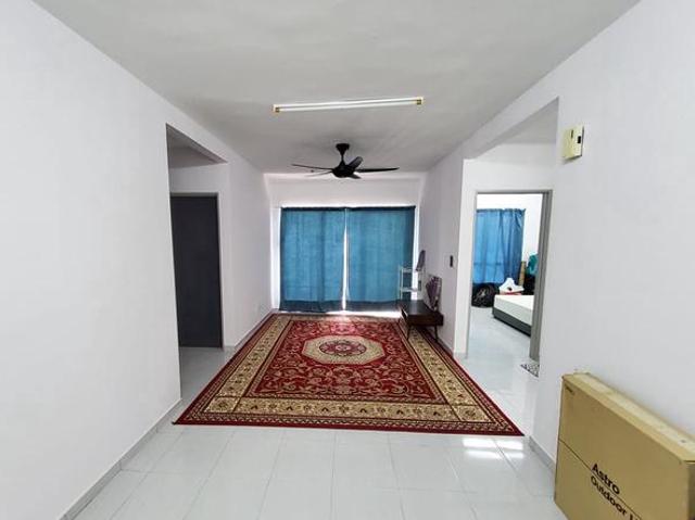 Residensi Laguna Biru 2 Lake View