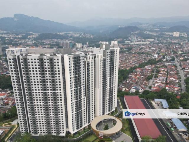 Residensi M Adora Wangsa