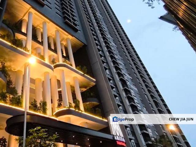 Residensi M Arisa Pelangi
