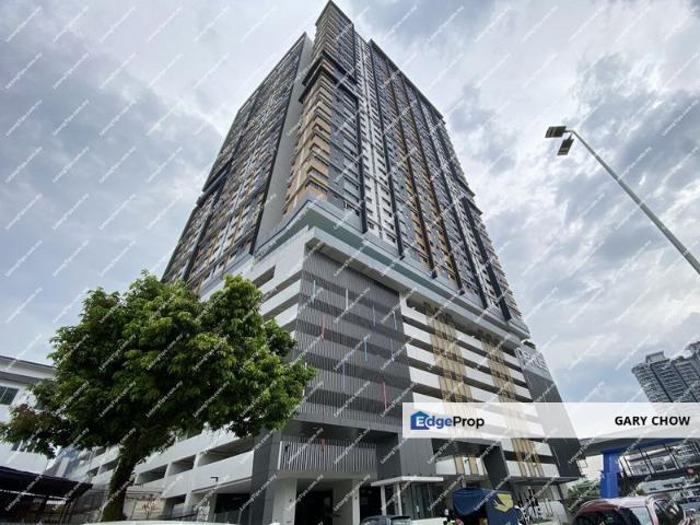 Residensi Neksus Taman Pertama