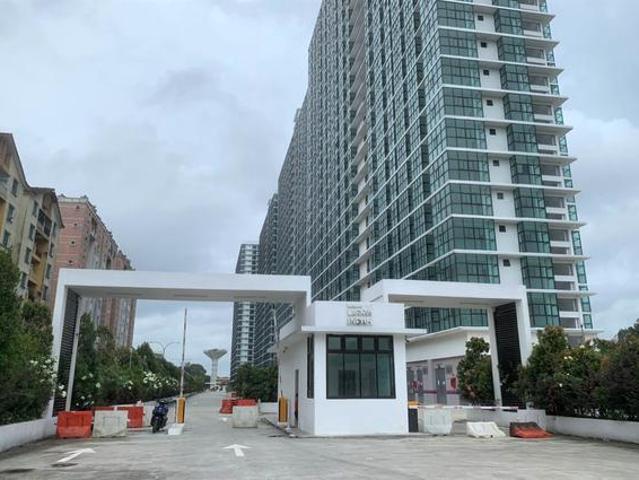 Residensi Prima Larkin Indah 3 bedroom 1 Utility Room 2 bathroom L