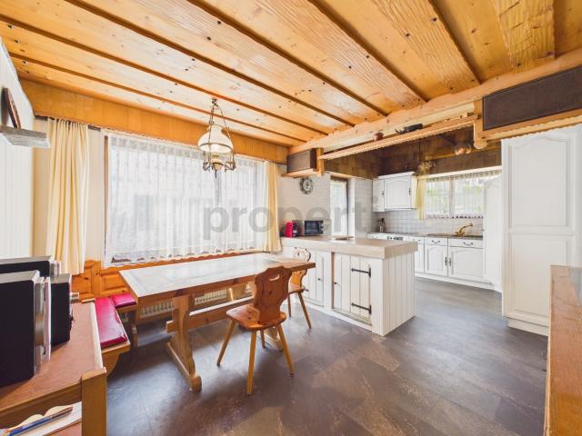 Residential building with 10 rooms on sale in Trun 350 m² | dreamo. Ch