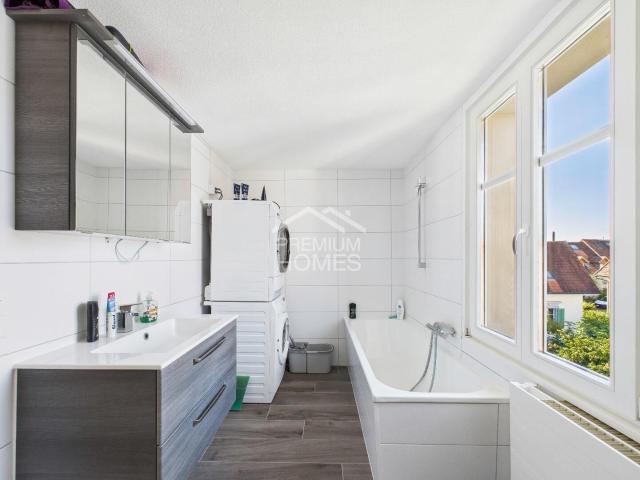 Residential building with 11 rooms on sale in Romanshorn 292 m² | dreamo. Ch