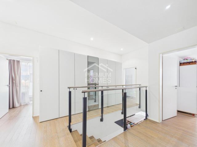 Residential building with 11.5 rooms on sale in Berneck 375 m² | dreamo. Ch