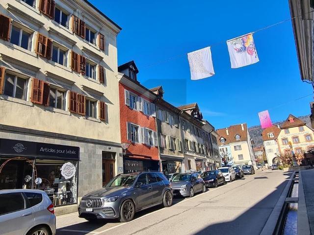 Residential building with 4.5 rooms on sale in Delémont 379 m² | dreamo. Ch