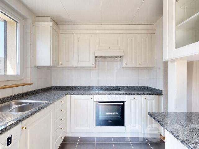 Residential building with 7.5 rooms on sale in Morat 248 m² | dreamo. Ch
