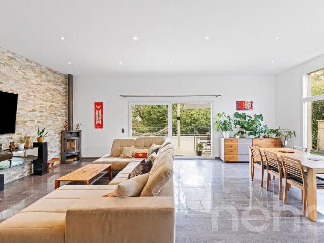 Residential building with 7.5 rooms on sale in Tatroz 441 m² | dreamo. Ch