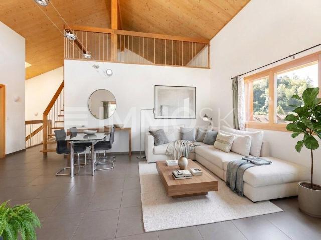 Residential building with 8 rooms on sale in Trin 239 m² | dreamo. Ch