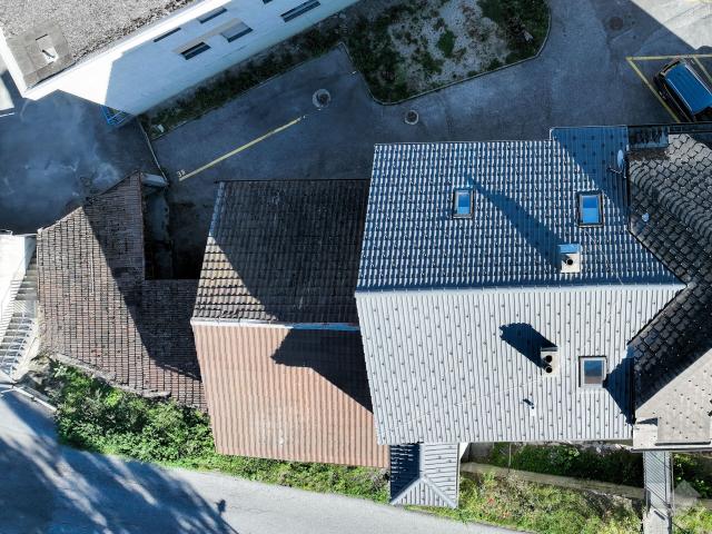 Residential building on sale in Martigny région 284 m² | dreamo. Ch