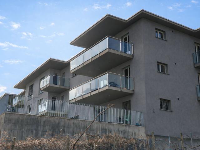 Residential building on sale in Via 627 m² | dreamo. Ch