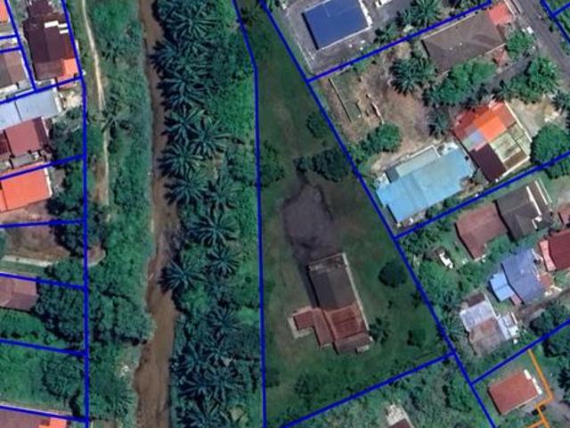 Residential Land with bungalow house Bumi Lot Kamunting Taiping
