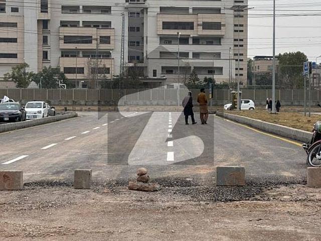Residential Plot For Grabs In 1 Kanal Islamabad