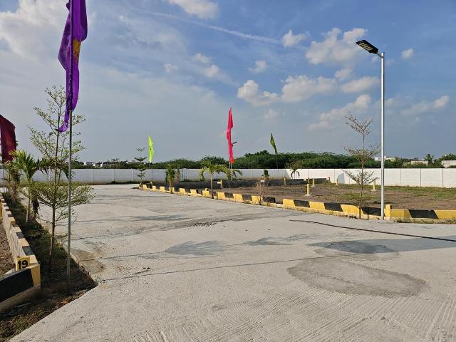 Residential Plot in Mudichur for resale Chennai. The reference number is 20505666