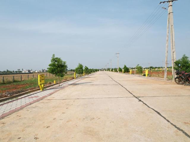 Residential Plot in Mulapadu for resale Vijayawada. The reference number is 19297080