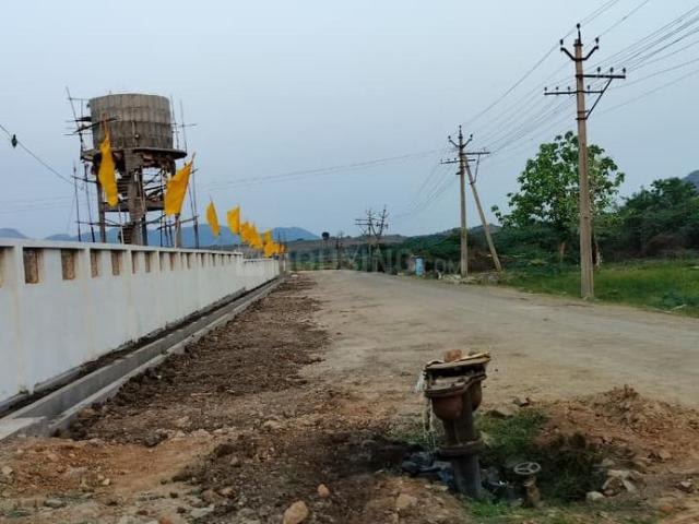 Residential Plot in Mulapadu for resale Vijayawada. The reference number is 20243204