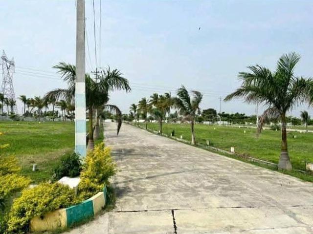Residential Plot in Mulbagal for resale Kolar. The reference number is 20174471