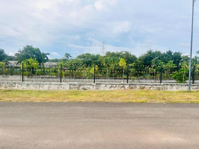 Residential Plot in Mullur for resale Mysore. The reference number is 18788470