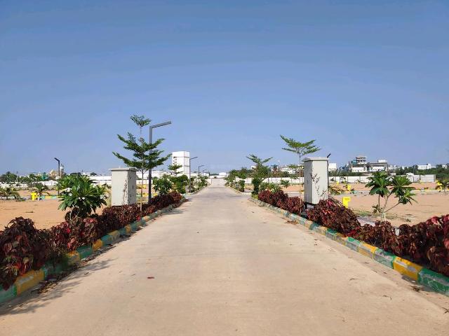 Residential Plot in Muthangi for resale Sangareddy. The reference number is 20120558