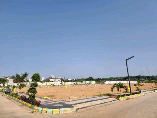 Residential Plot in Muthangi for resale Sangareddy. The reference number is 20120525