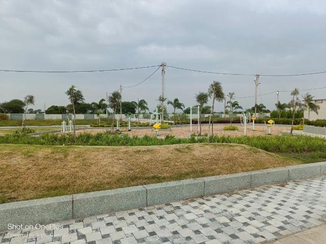 Residential Plot in Magar Kheda for resale Indore. The reference number is 18309296