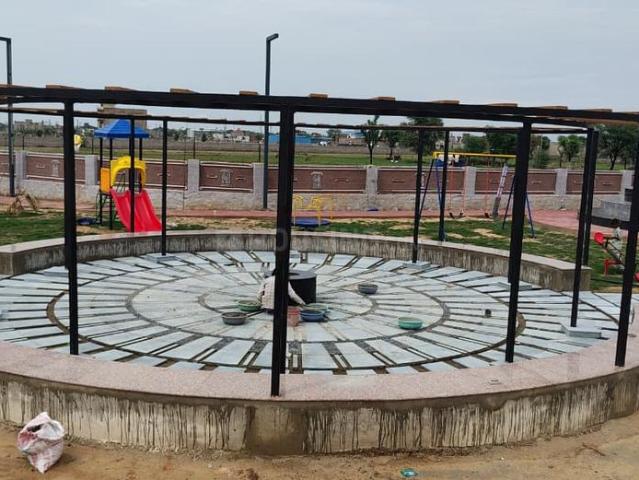 Residential Plot in Madanganj for resale Kishangarh. The reference number is 20817671